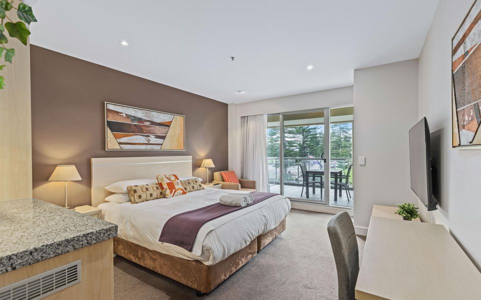 Glenelg Shores Studio