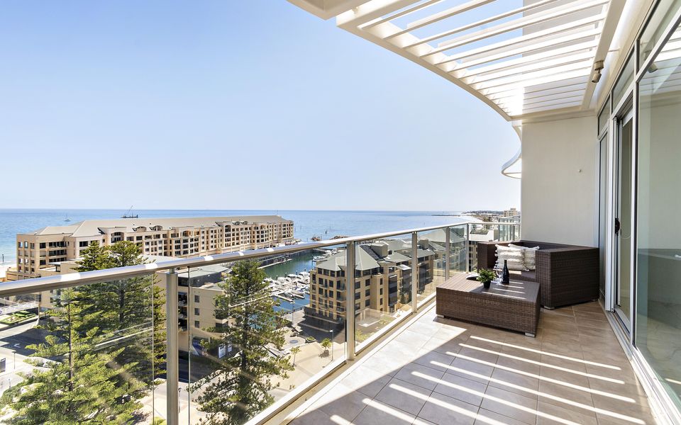 Glenelg Skyline Penthouse