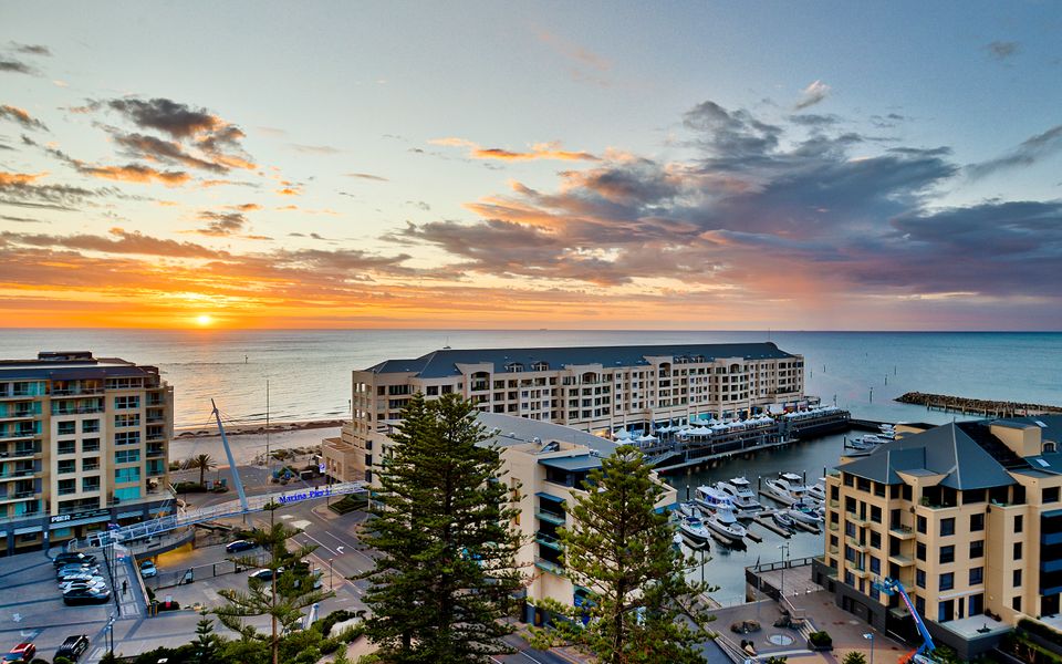 Glenelg Skyline Penthouse