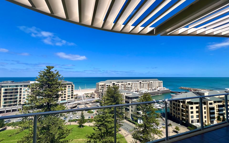 Glenelg Skyline Penthouse