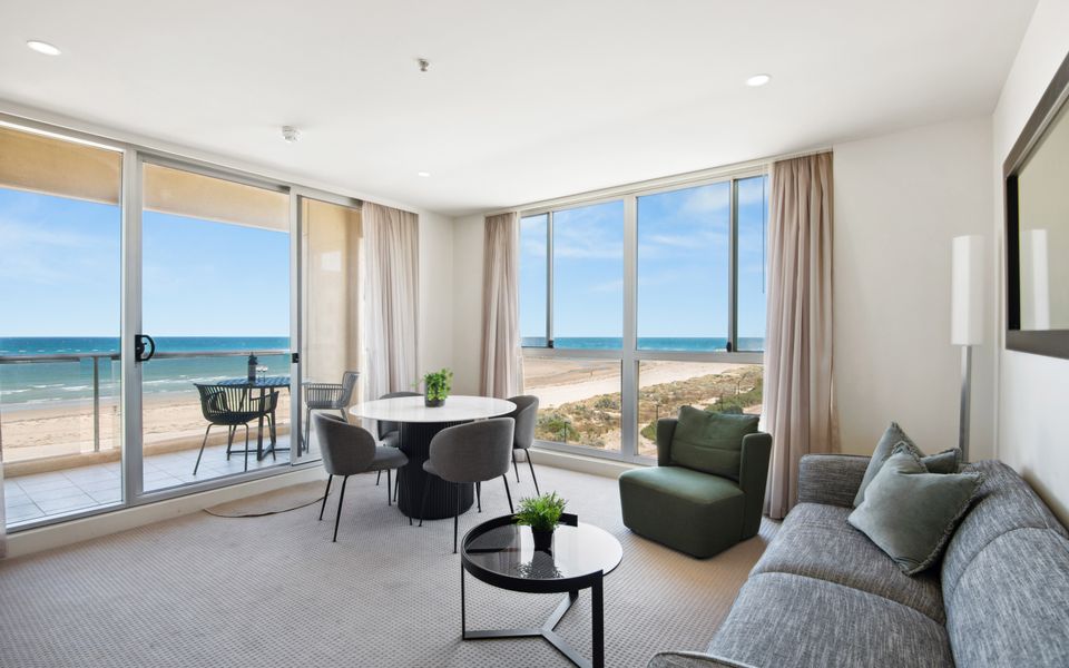 Beachfront Balcony Glenelg