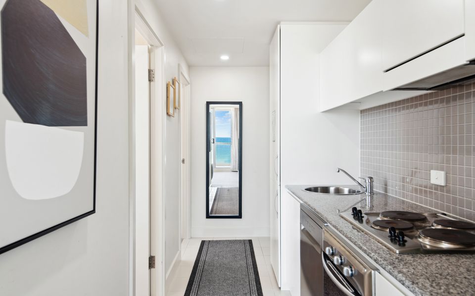 Beachfront Balcony Glenelg