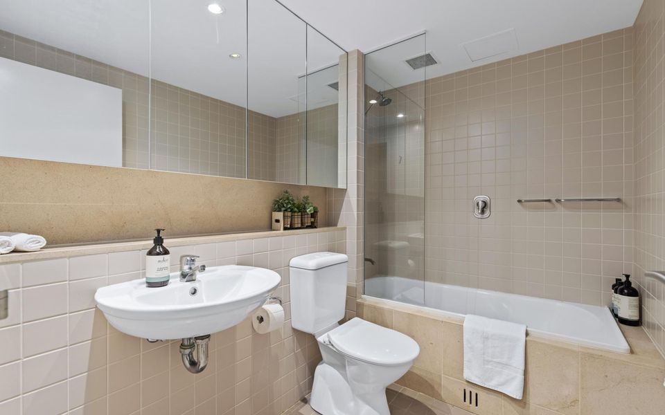 Glenelg Shores Family Stay