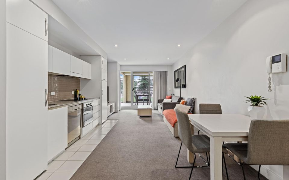 Glenelg Shores Family Stay