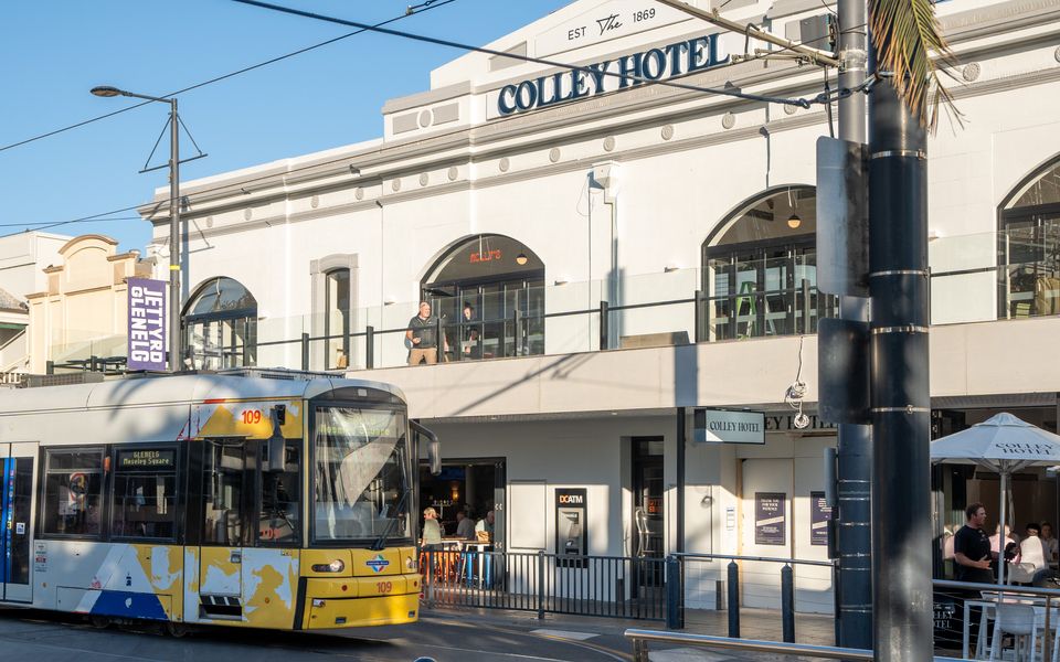 Bondi on Moseley