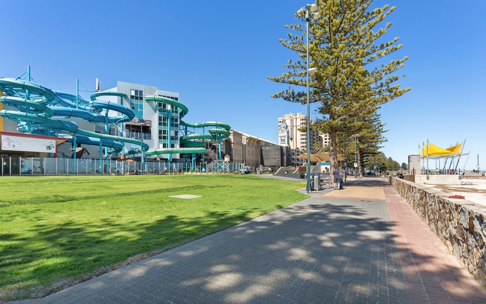 Beach Retreat Townhouse Glenelg
