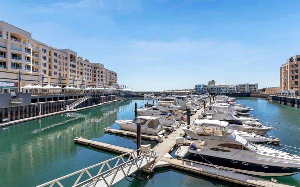 Beach Retreat Townhouse Glenelg