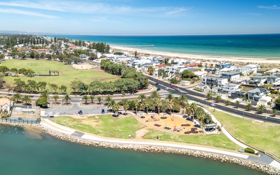 Seacrets at Glenelg