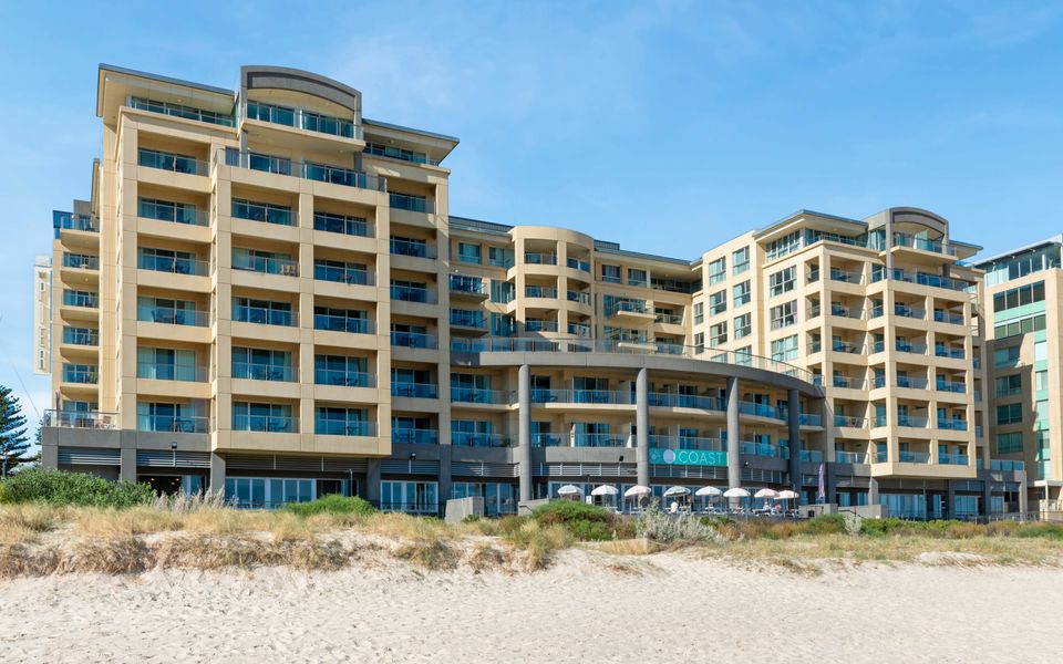 Beachside Apartment in Glenelg