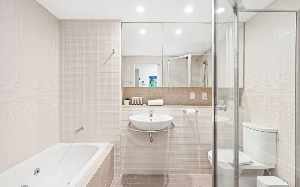 Beachside Apartment in Glenelg