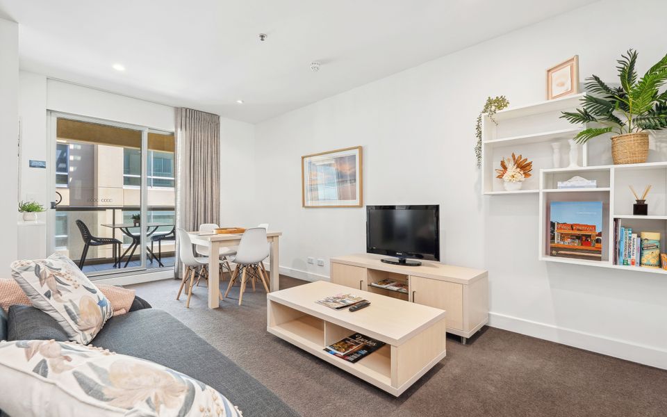 Beachside Apartment in Glenelg