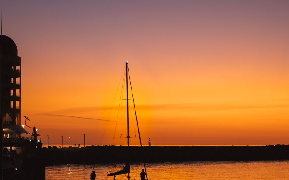 Sunset Views at the Bay