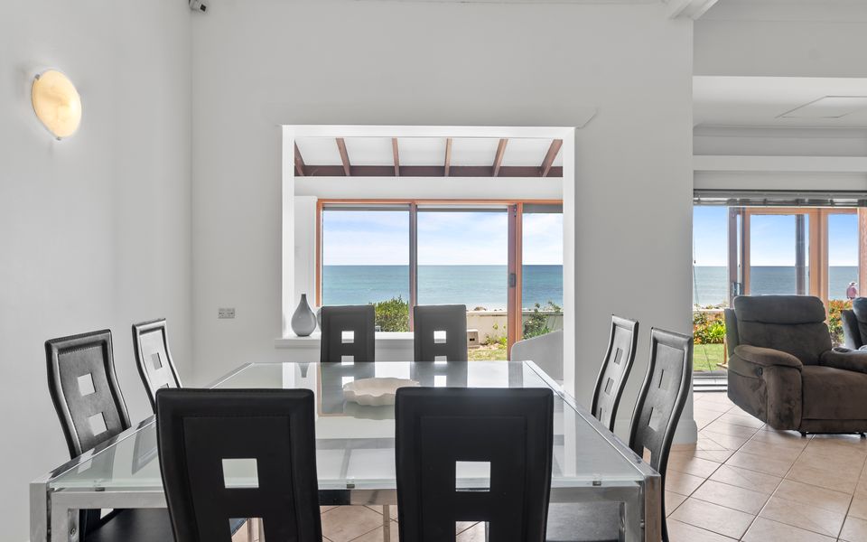 Ocean Breeze Family Villa
