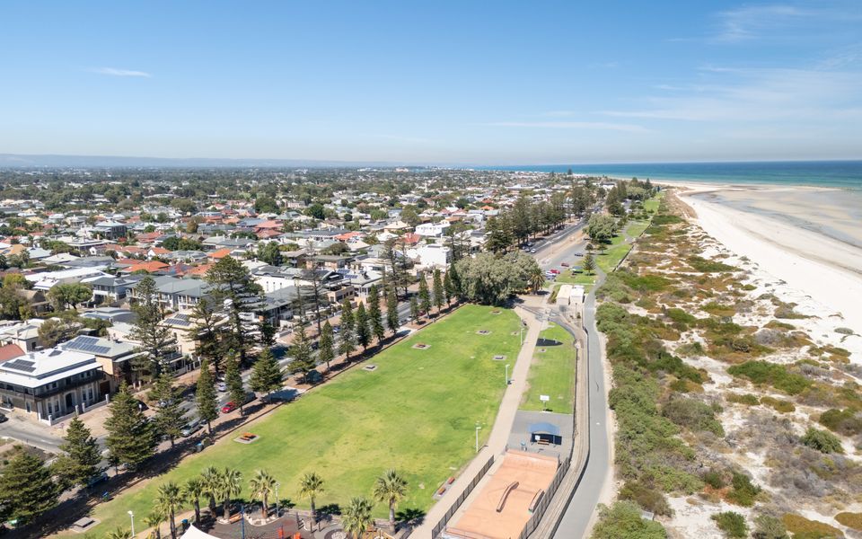 Glenelg Hideaway Bliss