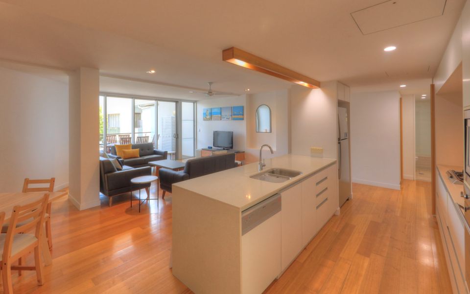 Maggies Beachfront Apt. 8