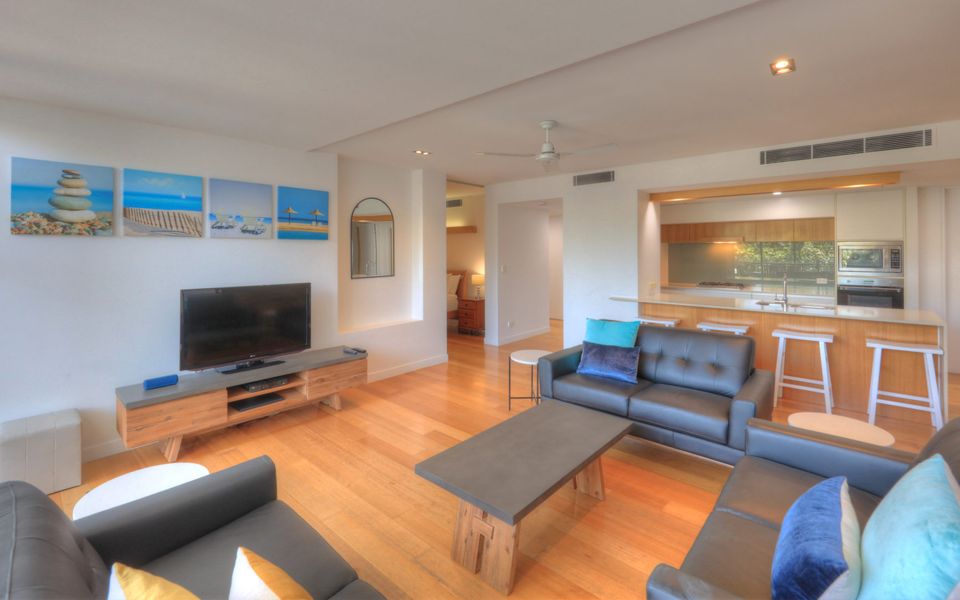 Maggies Beachfront Apt. 8