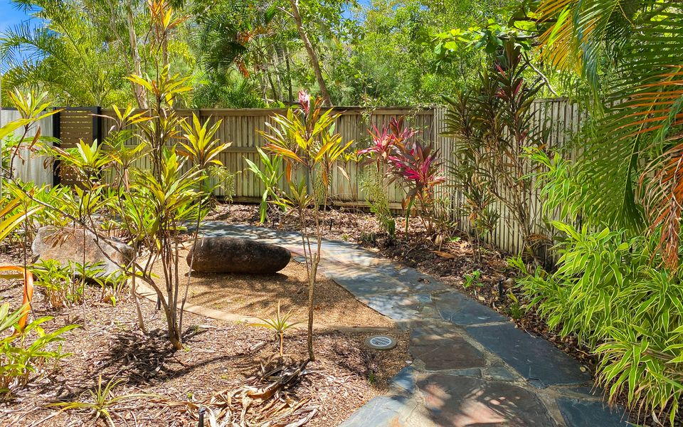 Maggies Beachfront Apt. 9