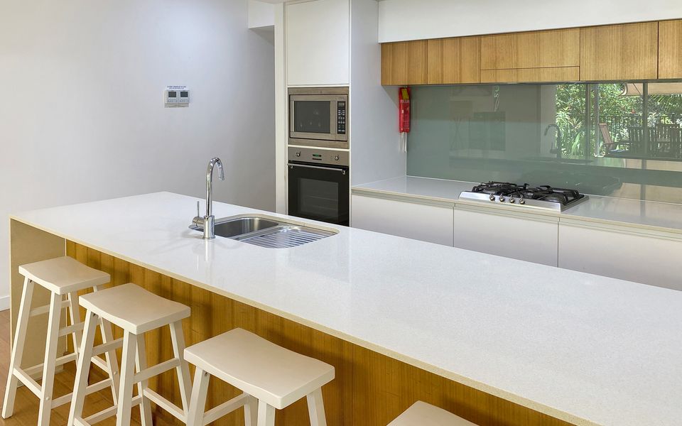 Maggies Beachfront Apt. 9