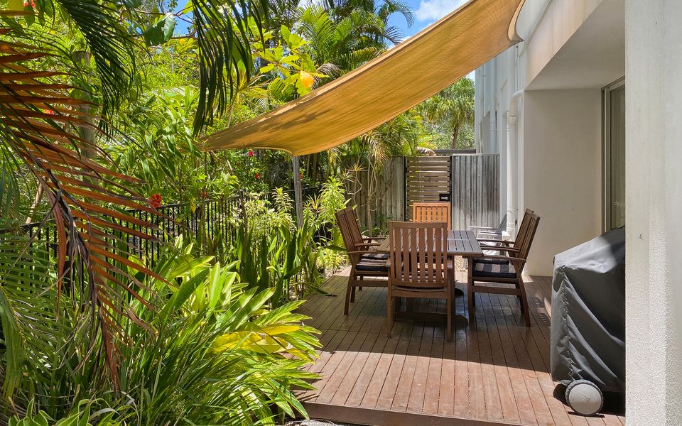 Maggies Beachfront Apt. 9