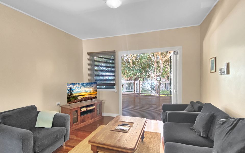 Picnic Bay Apartments Unit 4