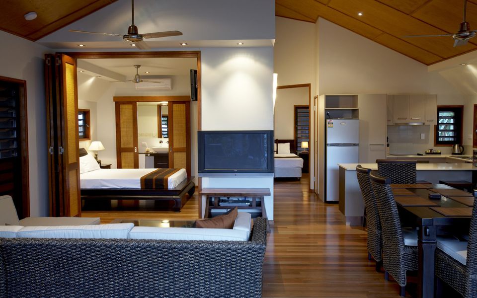 Pure Magnetic Villa 1