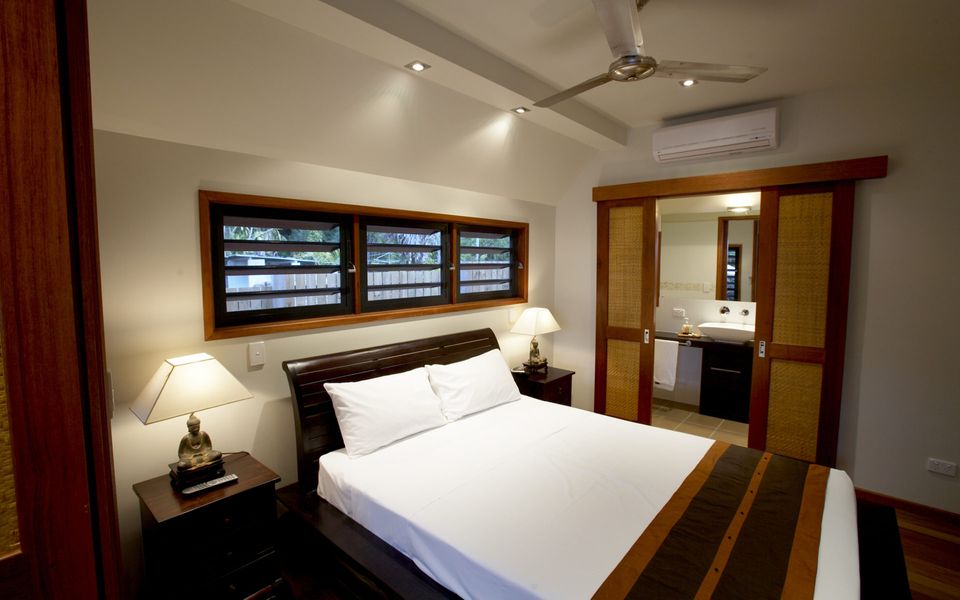 Pure Magnetic Villa 1