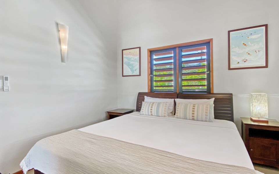 Pure Magnetic Villa 10