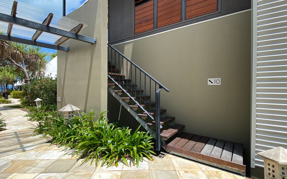Pure Magnetic Villa 10
