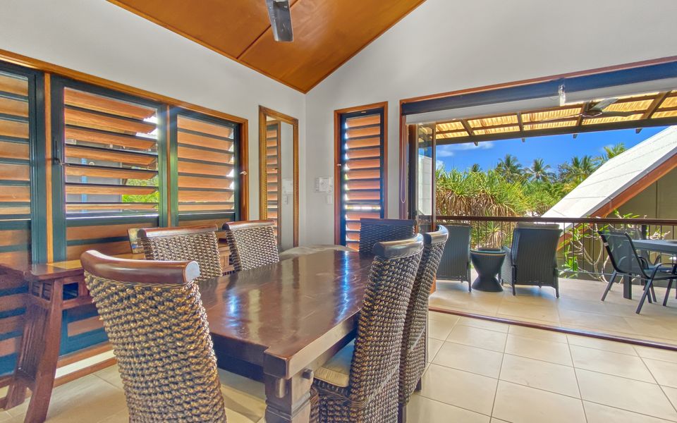 Pure Magnetic Villa 10