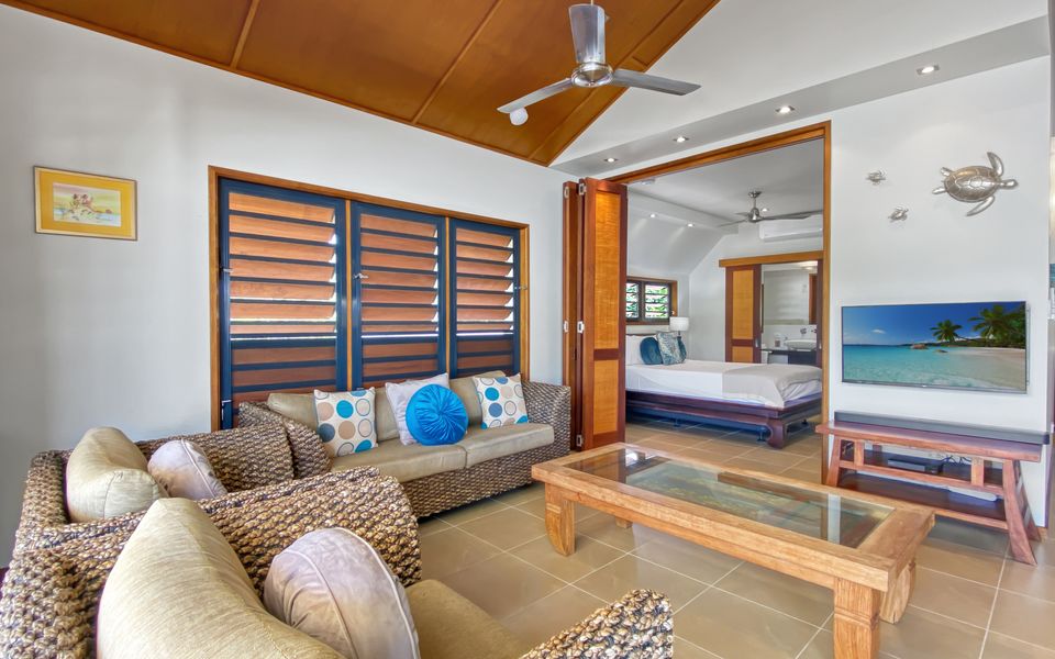 Pure Magnetic Villa 10