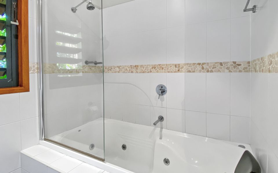 Pure Magnetic Villa 4