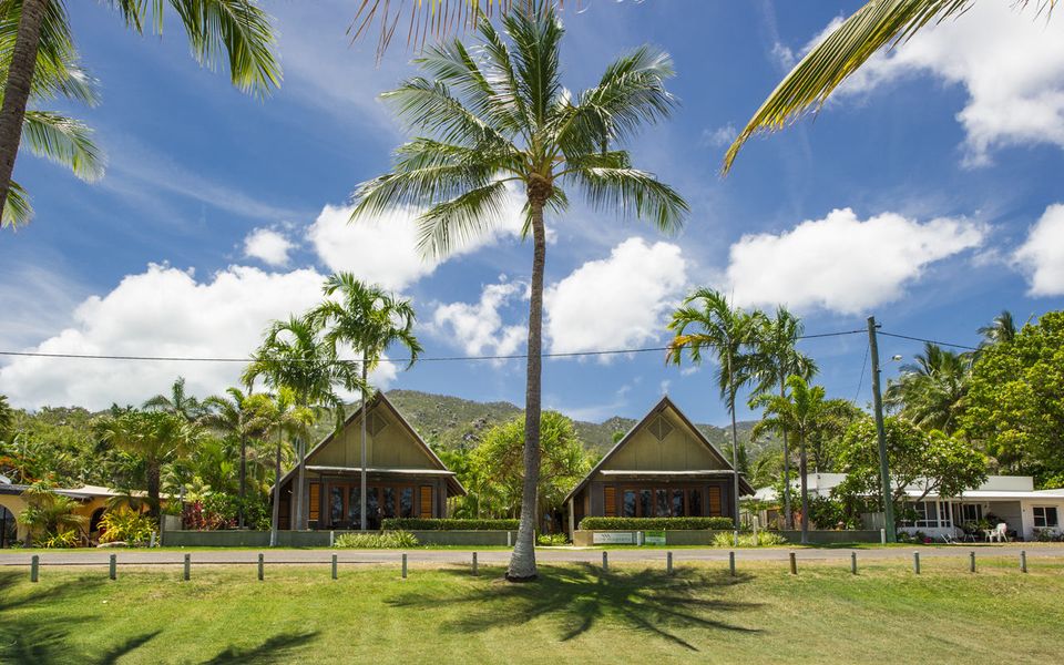 Pure Magnetic Villa 4