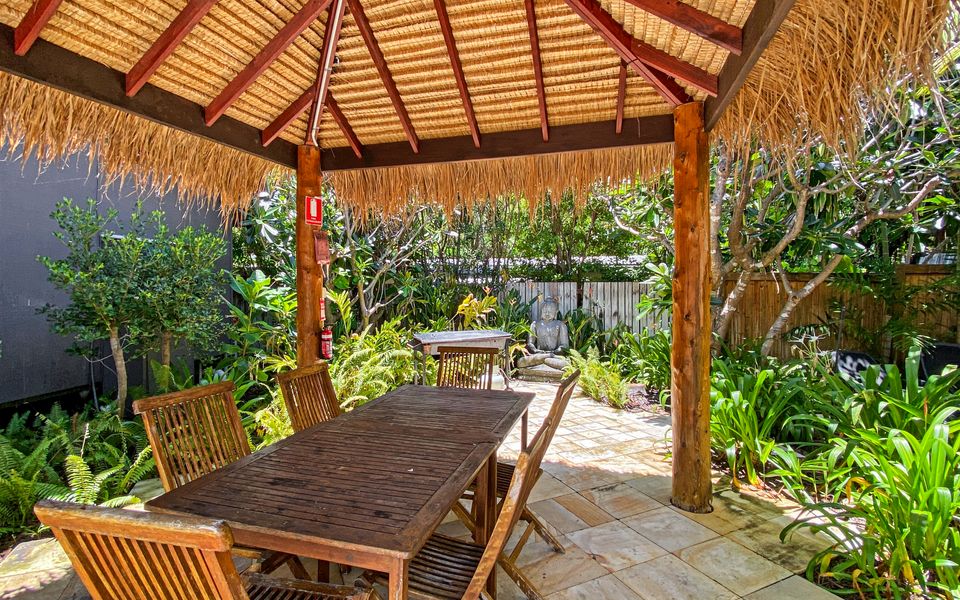 Pure Magnetic Villa 5