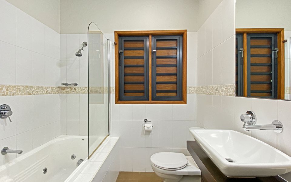 Pure Magnetic Villa 5