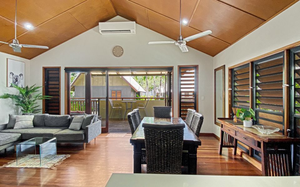 Pure Magnetic Villa 5