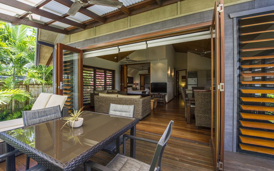 Pure Magnetic Villa 6