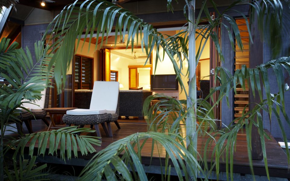 Pure Magnetic Villa 8