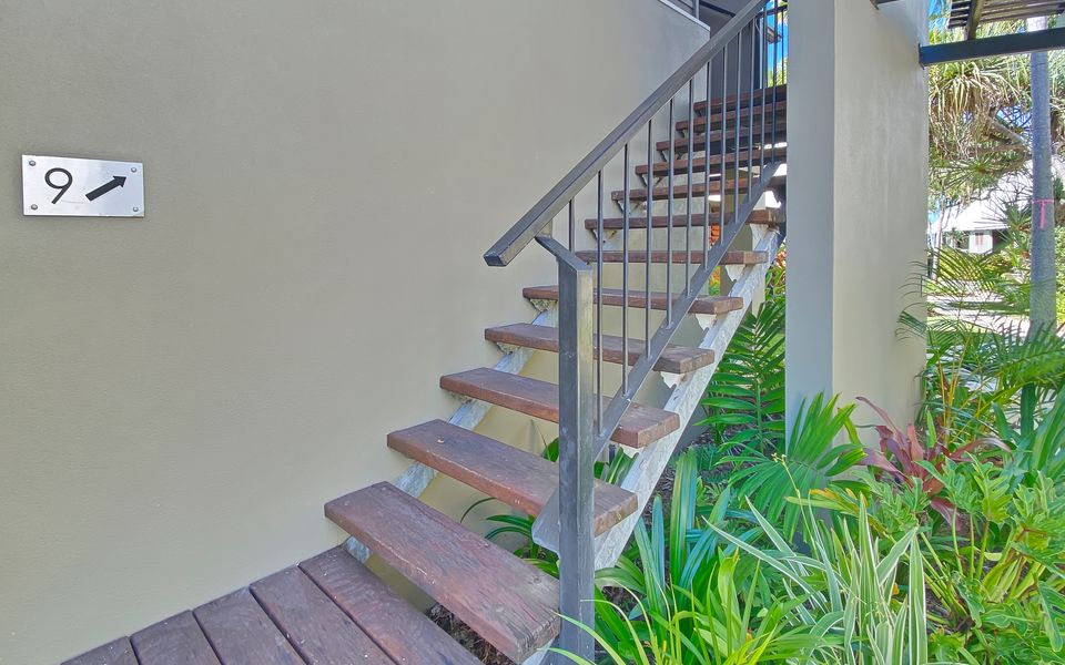 Pure Magnetic Villa 9