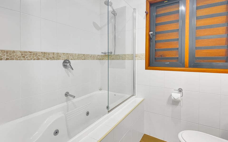 Pure Magnetic Villa 9