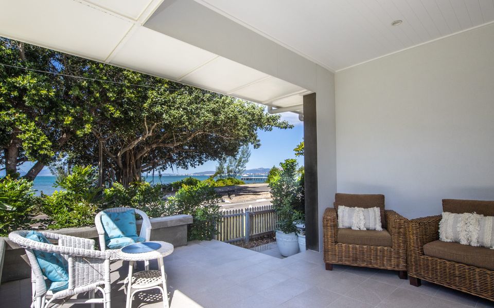 Reflections Turquoise Villa 4