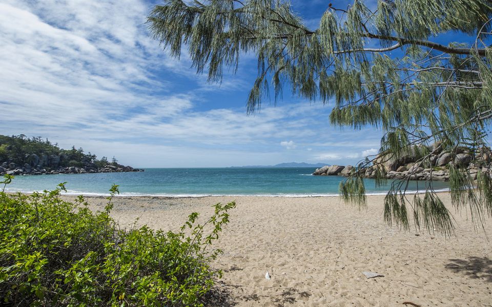 The Beach House at Arthur Bay