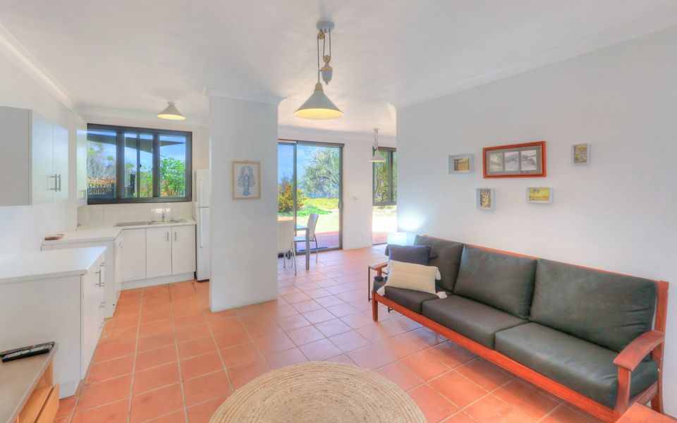 The Beach House at Arthur Bay