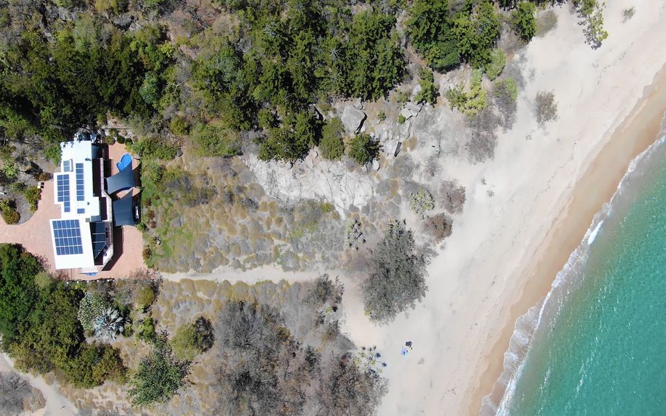 The Beach House at Arthur Bay