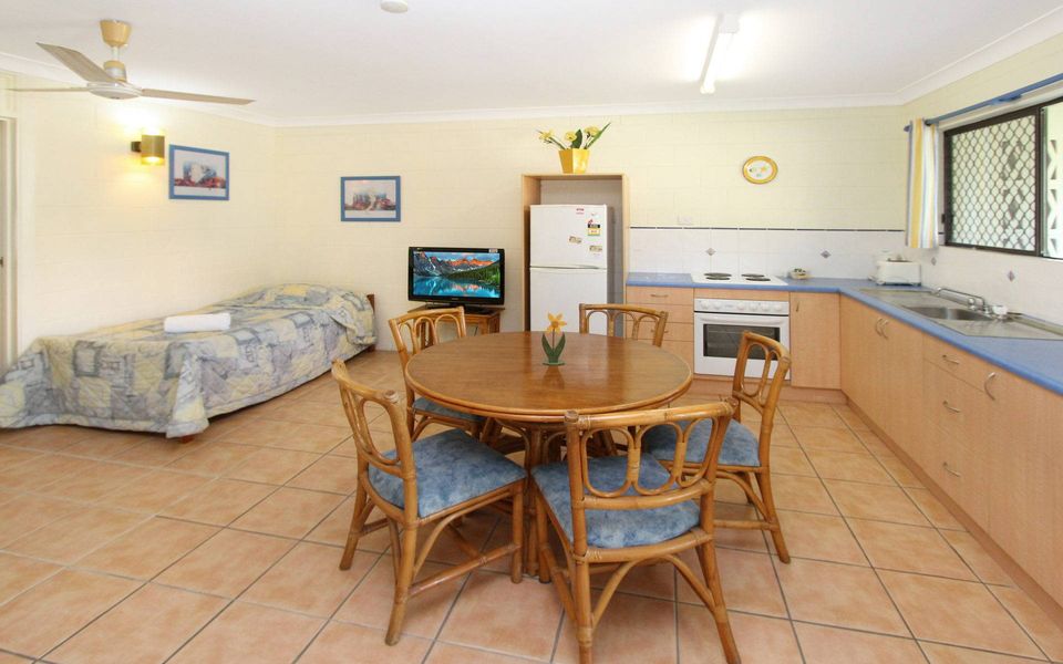 Alma Bay Holiday Unit 1 - Living Area