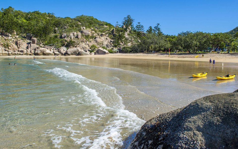 Alma Bay Holiday Unit 2 - Alma Bay