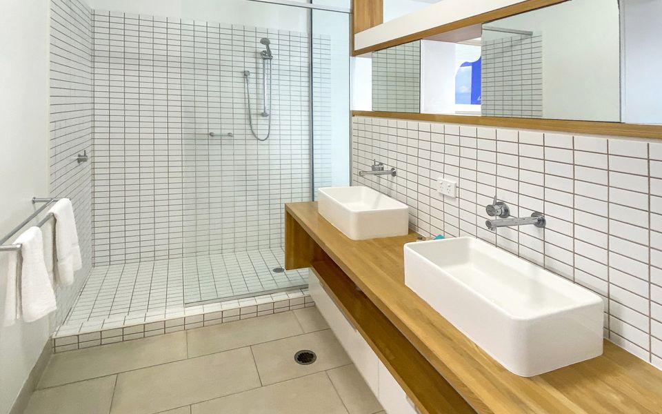 1 Bright Point Apartment 4502 - Ensuite