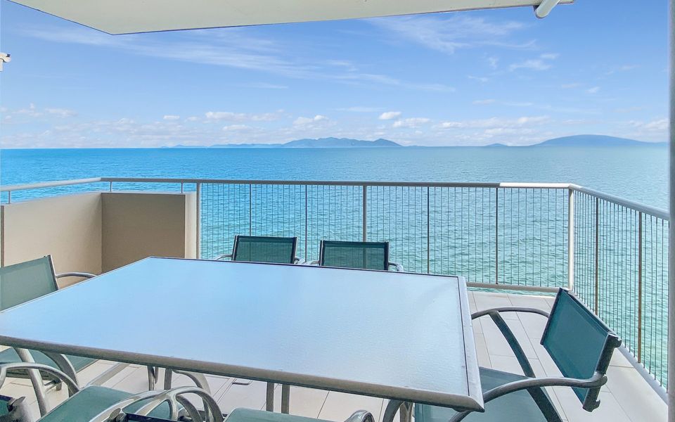 1 Bright Point Apartment 4502 - Balcony