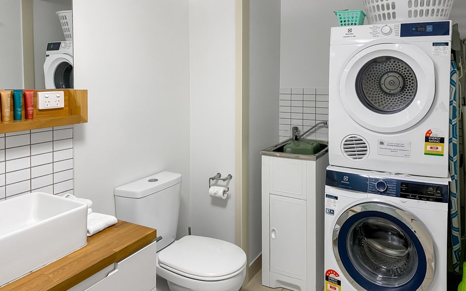 1 Bright Point Apartment 4104