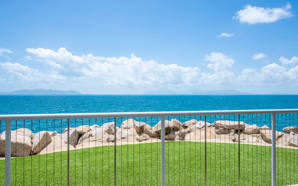 1 Bright Point Apartment 4105