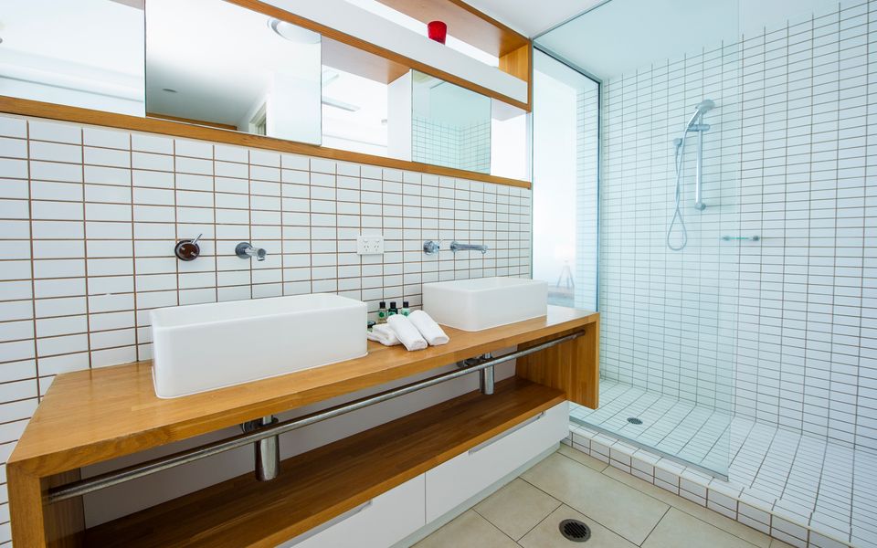 1 Bright Point Apartment 5301 - Ensuite